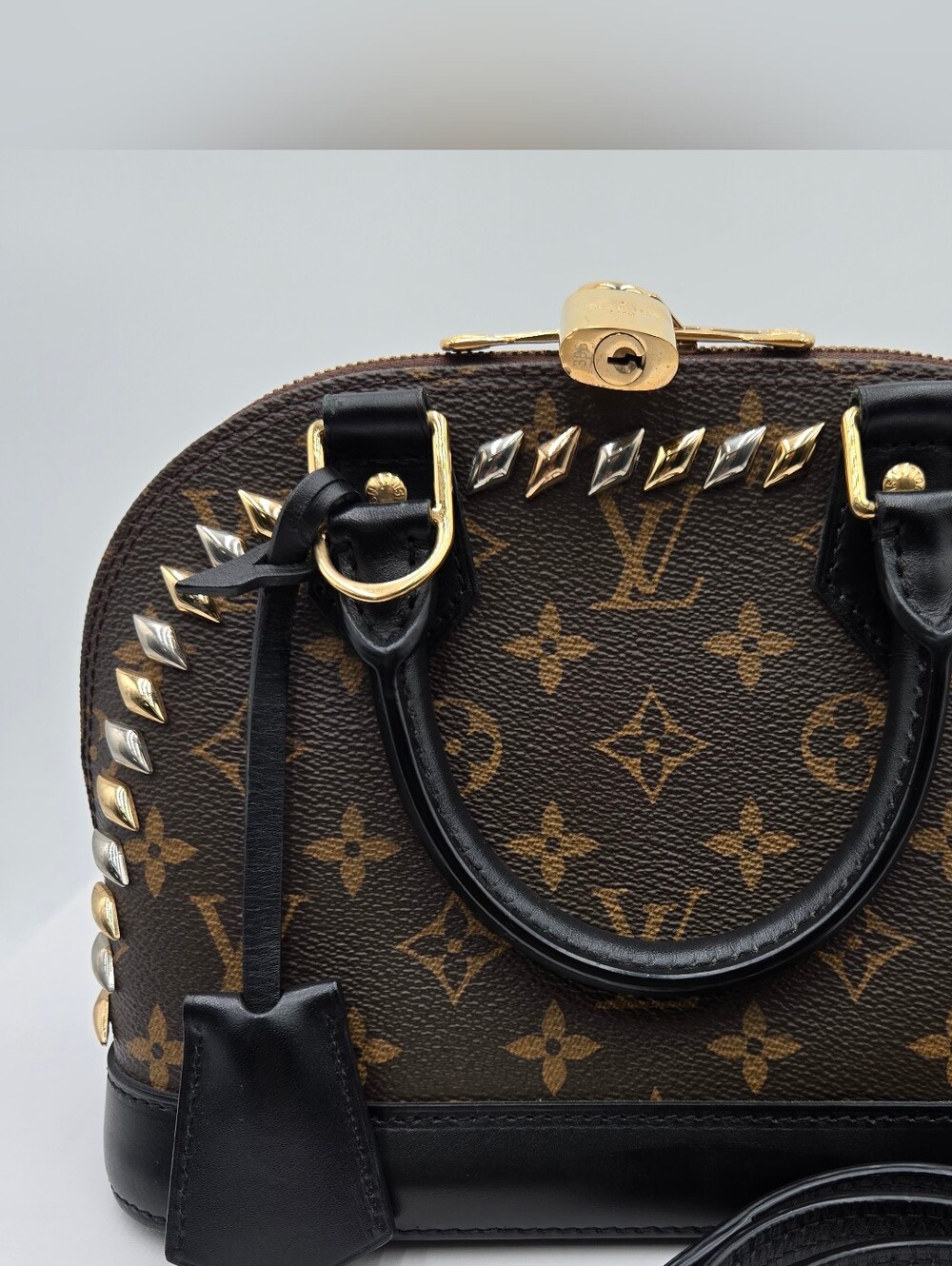 Louis Vuitton Limited Edition Monogram Macassar Canvas Studded Alma - COA incl - Picture 11 of 14